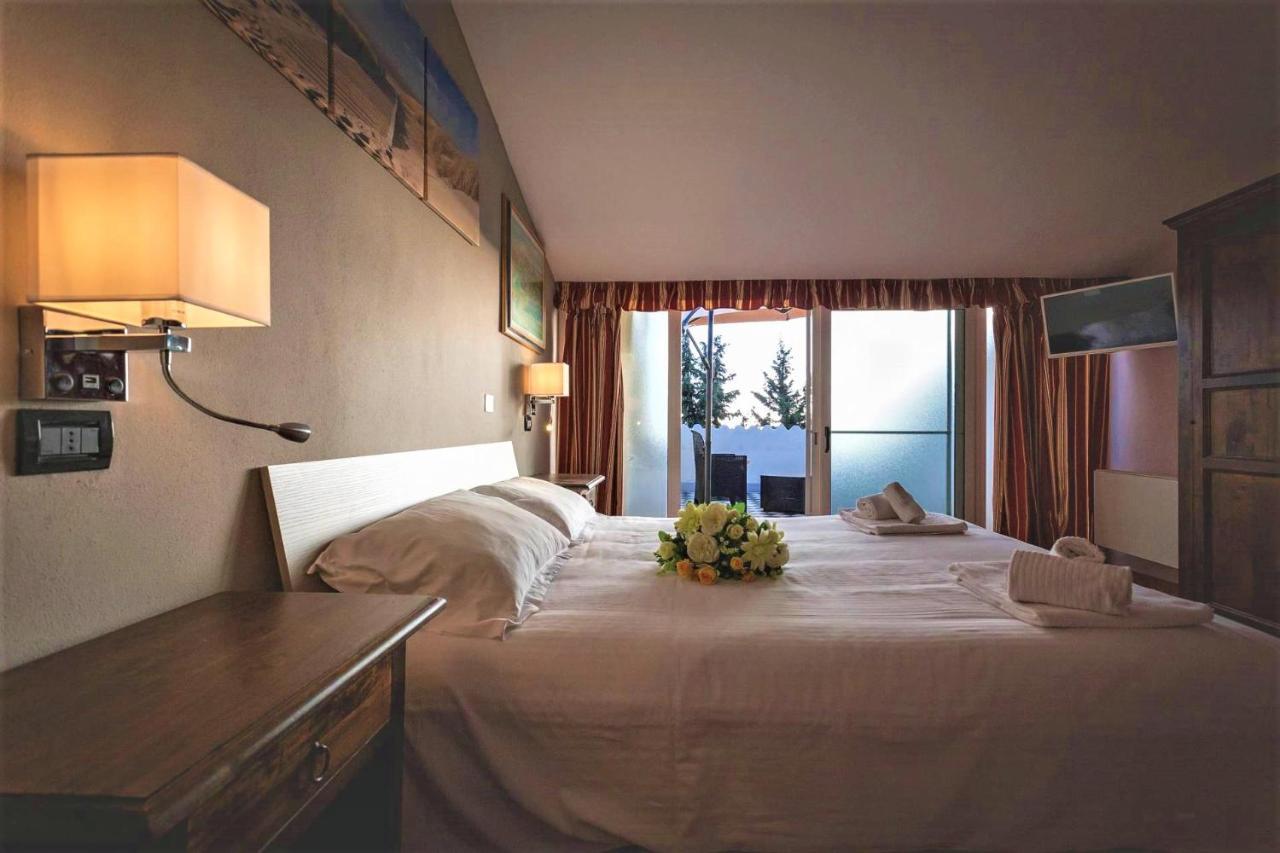 Hotel Villa Paradiso リパルベッラ エクステリア 写真