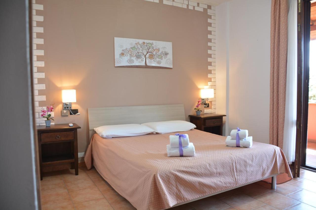 Hotel Villa Paradiso リパルベッラ エクステリア 写真