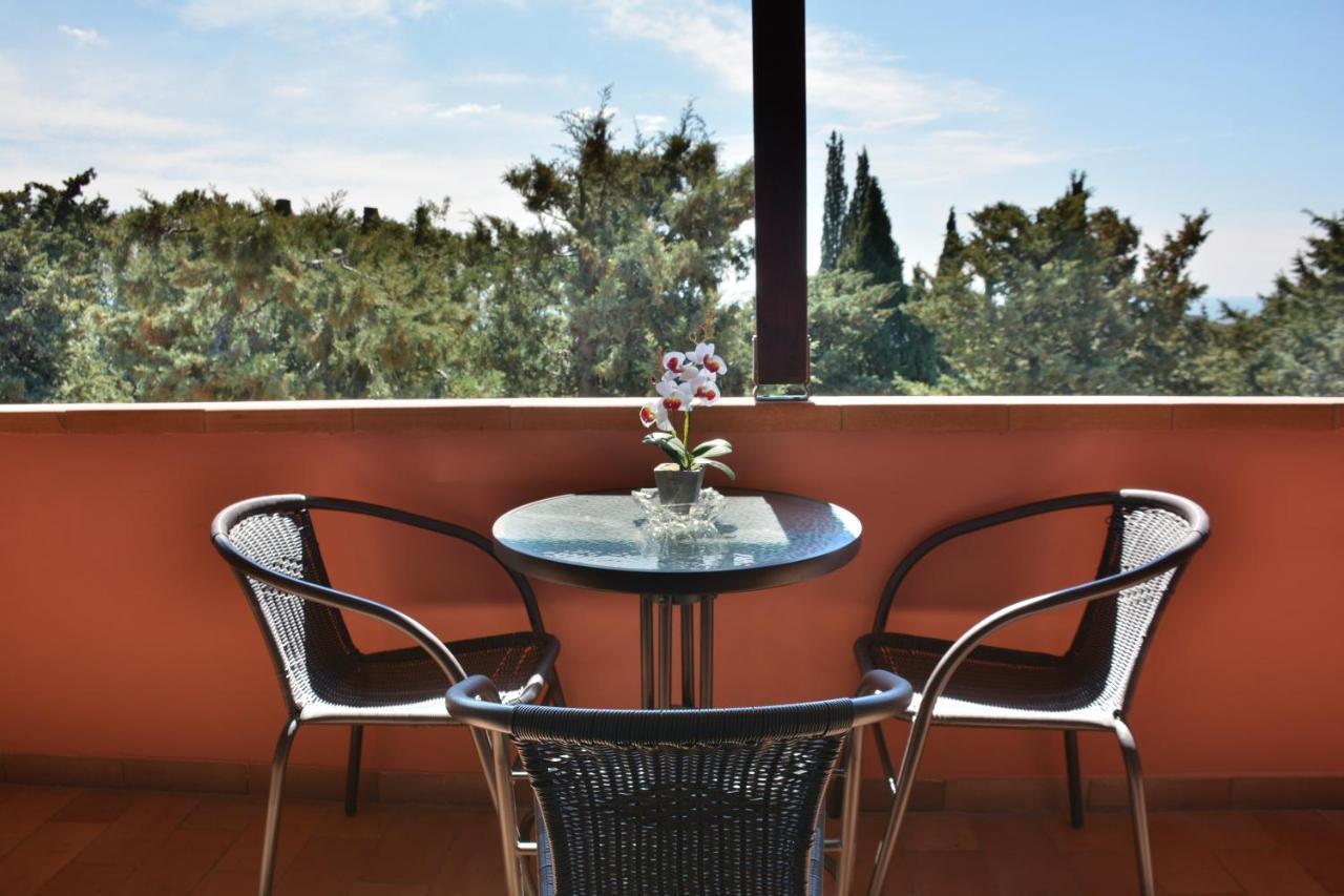 Hotel Villa Paradiso リパルベッラ エクステリア 写真