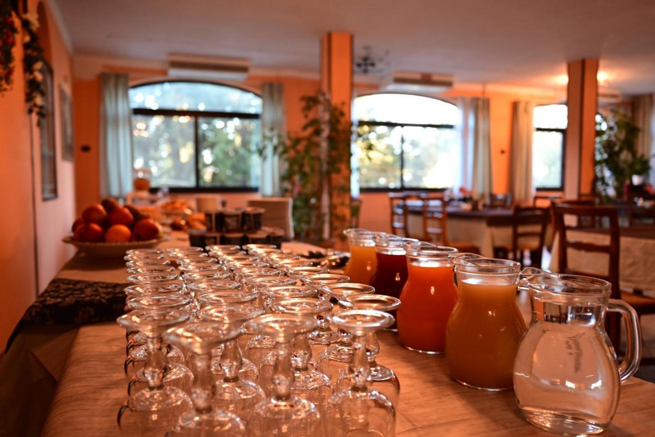Hotel Villa Paradiso リパルベッラ エクステリア 写真
